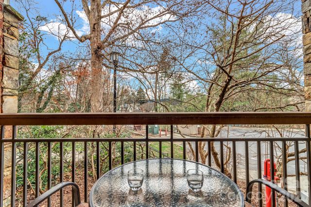 119 Bowling Park Road, Asheville, NC 28803