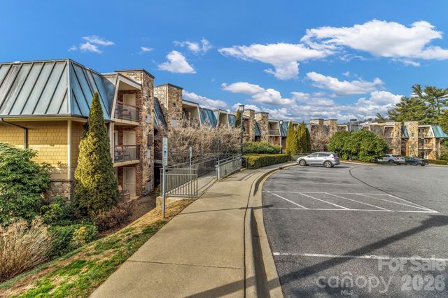 119 Bowling Park Road, Asheville, NC 28803