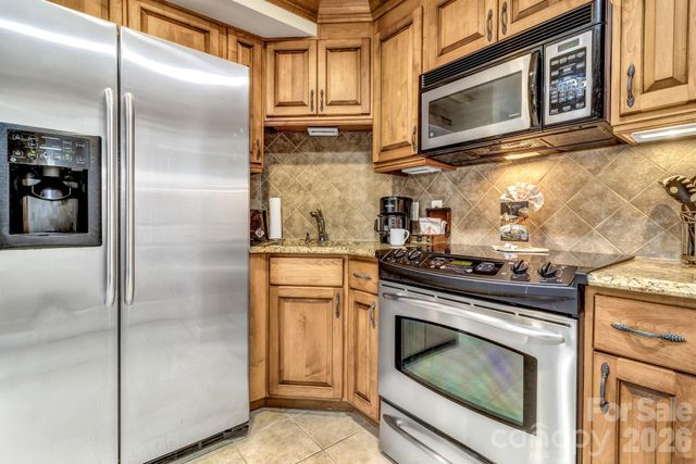 119 Bowling Park Road, Asheville, NC 28803