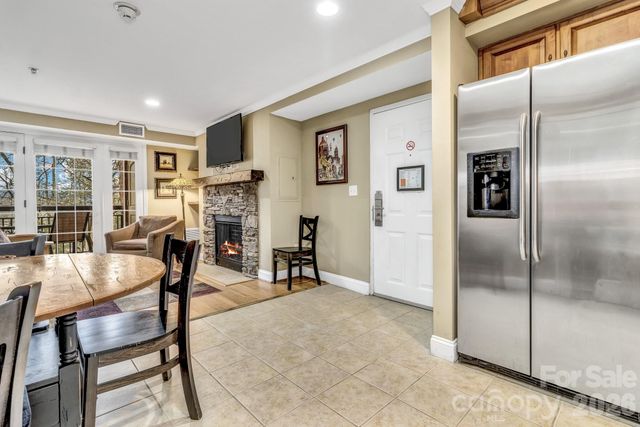 119 Bowling Park Road, Asheville, NC 28803