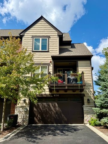 636 Parkside Court, Libertyville, IL 60048