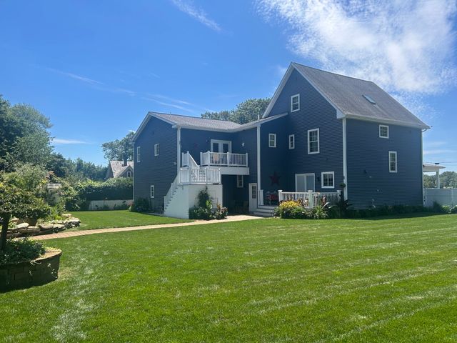 29 Bennett Street, Hudson, MA 01749