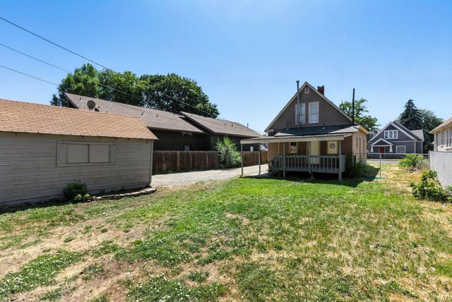 1818 W Boone Ave, Spokane, WA 99201