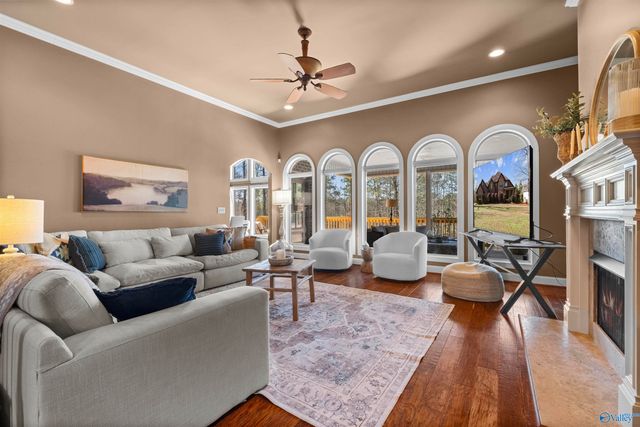 130 Heron Drive SE, Gadsden, AL 35901