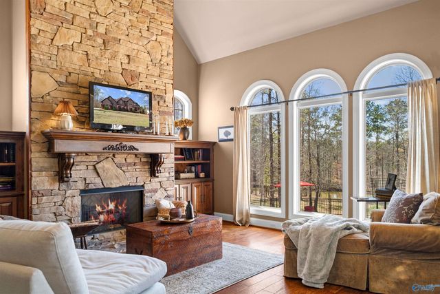 130 Heron Drive SE, Gadsden, AL 35901