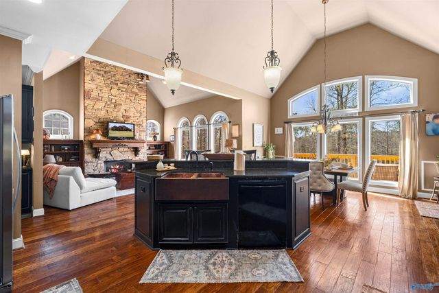 130 Heron Drive SE, Gadsden, AL 35901