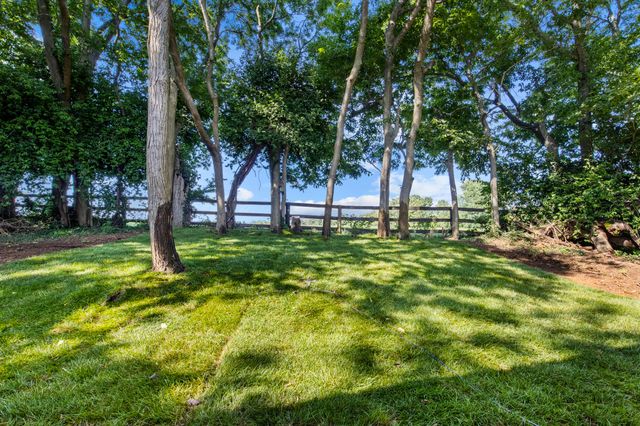 781 Harrison Trace, Lexington, KY 40505