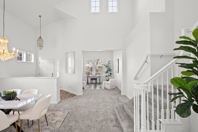 156 Clydesdale Way, Roseville, CA 95678