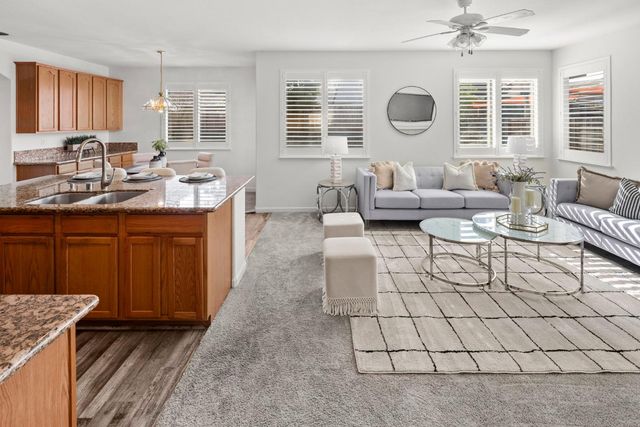 156 Clydesdale Way, Roseville, CA 95678