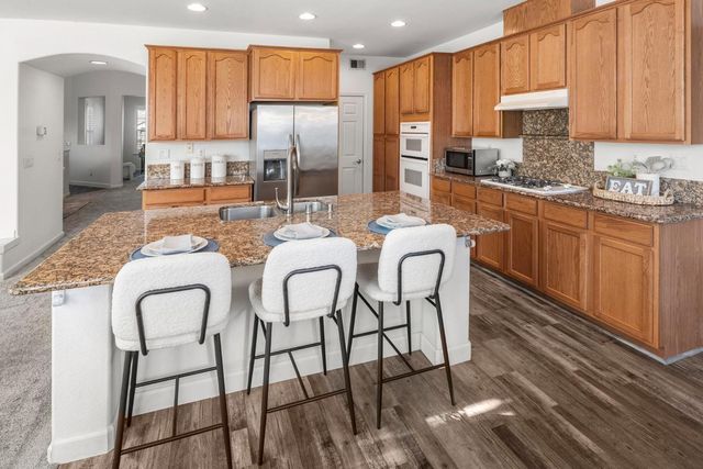 156 Clydesdale Way, Roseville, CA 95678