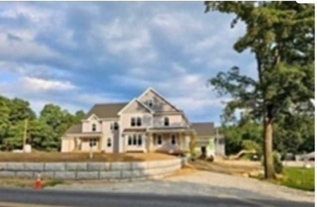 92 Willow Street 2, Acton, MA 01720