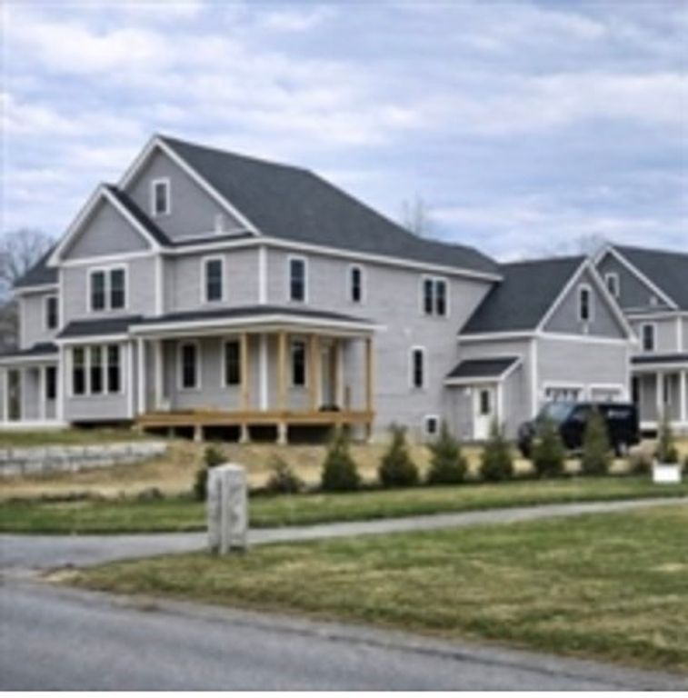 92 Willow Street 2, Acton, MA 01720