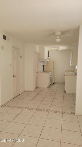 1405 CESSNA Drive A, El Paso, TX 79925