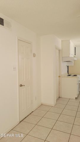 1405 CESSNA Drive A, El Paso, TX 79925