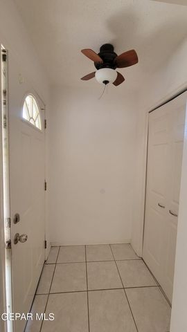 1405 CESSNA Drive A, El Paso, TX 79925