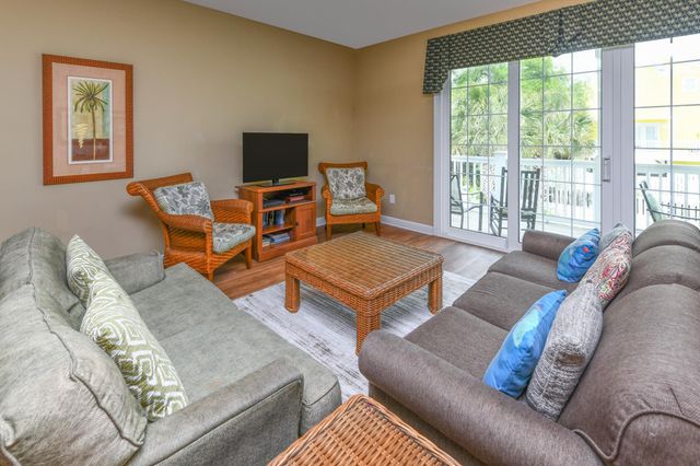 118 A 14th Ave. N, Surfside Beach, SC 29575