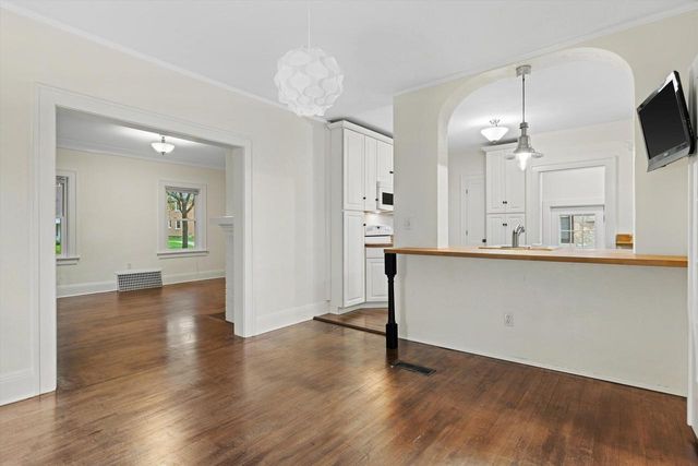 8419 Stickney AVENUE, Wauwatosa, WI 53226