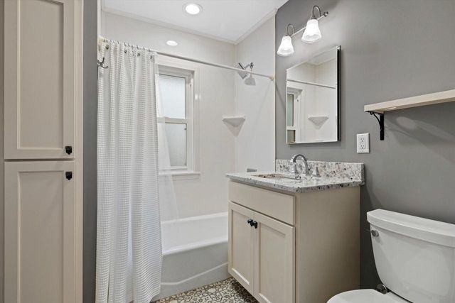 8419 Stickney AVENUE, Wauwatosa, WI 53226
