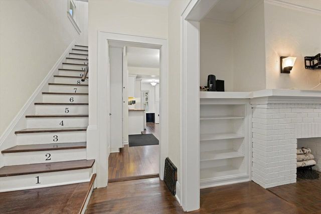 8419 Stickney AVENUE, Wauwatosa, WI 53226