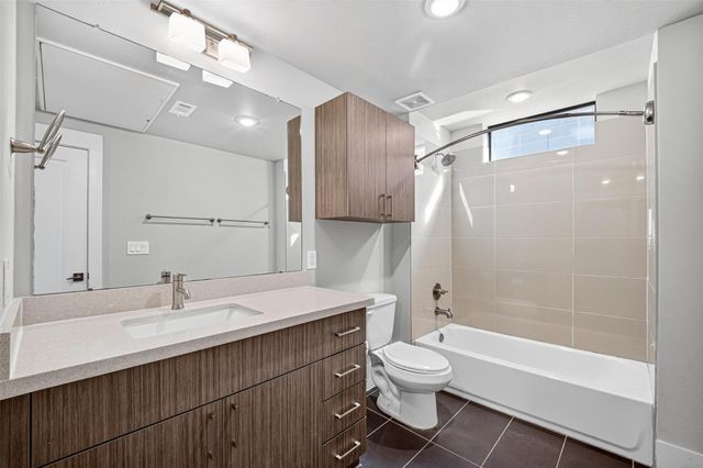 2401 Crawford Street B209, Houston, TX 77004