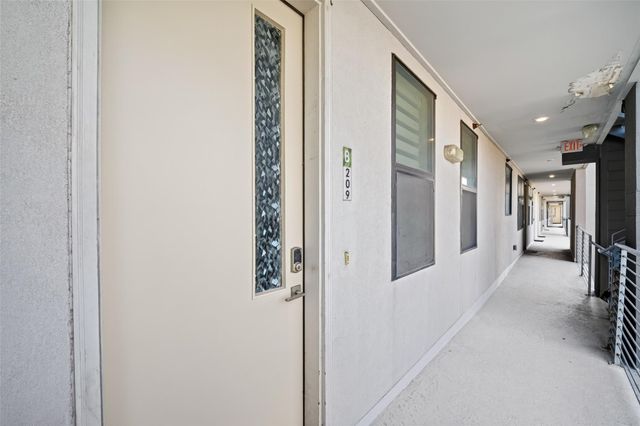 2401 Crawford Street B209, Houston, TX 77004