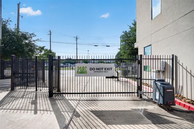 2401 Crawford Street B209, Houston, TX 77004
