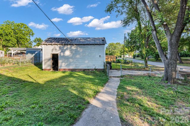 611 S Carolina Avenue, Spencer, NC 28159