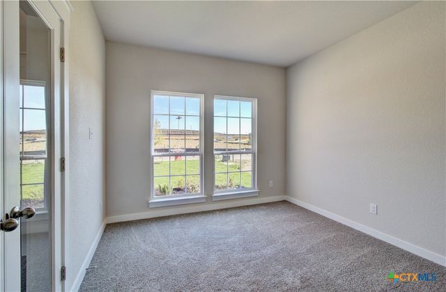 2518 White Daisy Hill, Converse, TX 78109