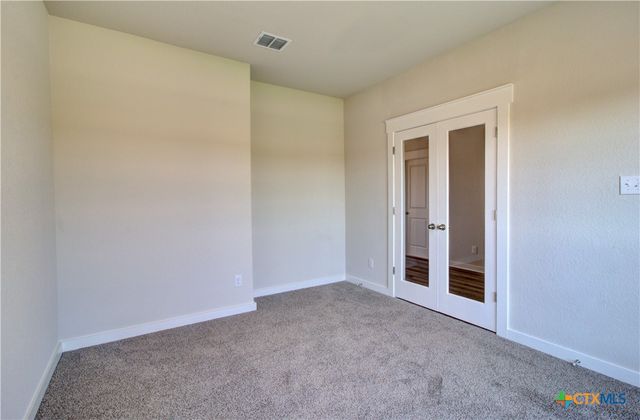 2518 White Daisy Hill, Converse, TX 78109