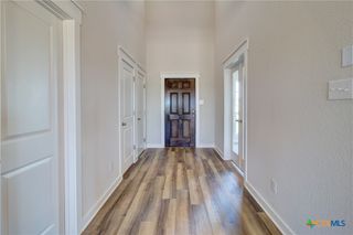 2518 White Daisy Hill, Converse, TX 78109