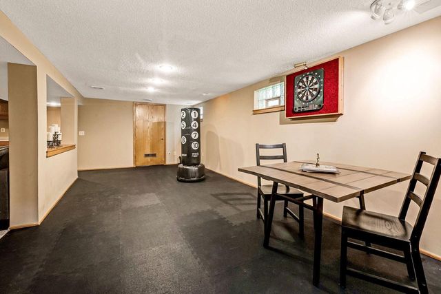 2221 S 79th STREET, West Allis, WI 53219