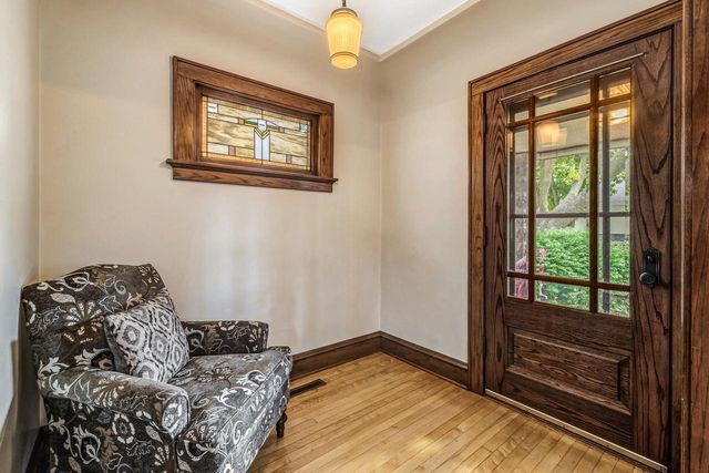 2221 S 79th STREET, West Allis, WI 53219