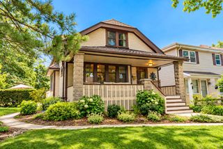 2221 S 79th STREET, West Allis, WI 53219