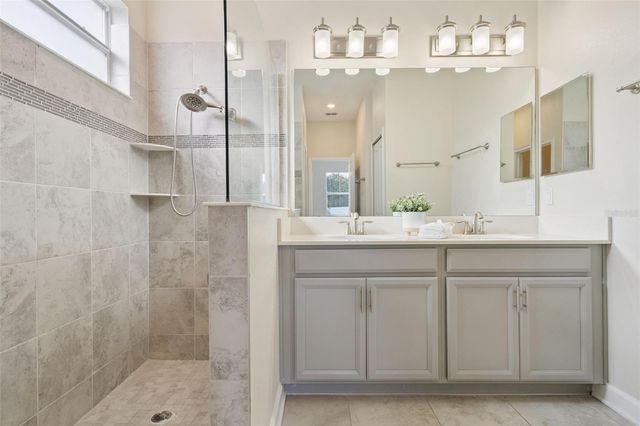 2733 ATTWATER LOOP, Winter Haven, FL 33884