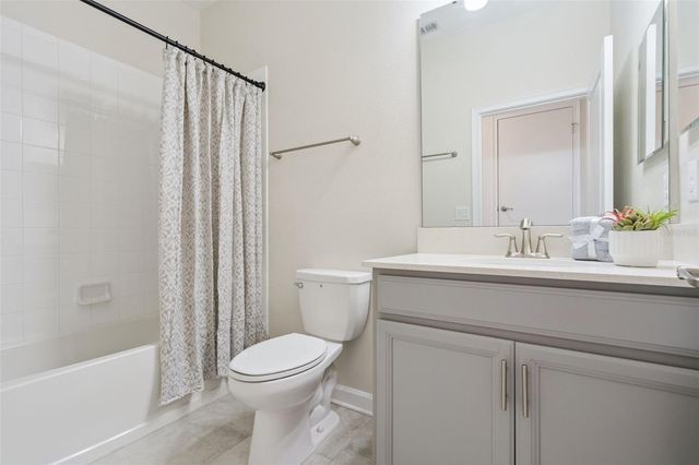 2733 ATTWATER LOOP, Winter Haven, FL 33884