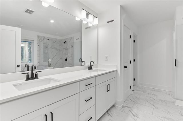 648 Avondale Park Circle, Decatur, GA 30032
