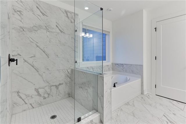 648 Avondale Park Circle, Decatur, GA 30032
