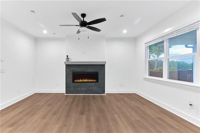 648 Avondale Park Circle, Decatur, GA 30032