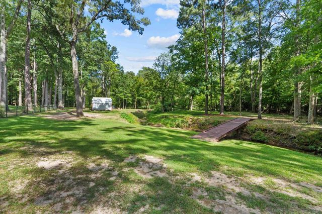 405 Sandy Ln, Henderson, TX 75652