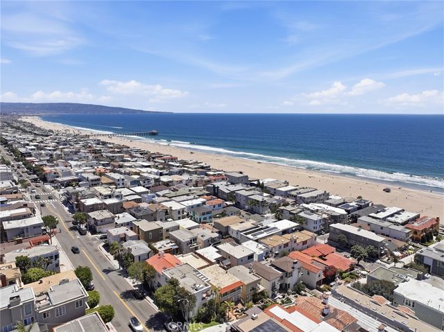 222 24th Street, Manhattan Beach, CA 90266