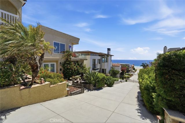 222 24th Street, Manhattan Beach, CA 90266