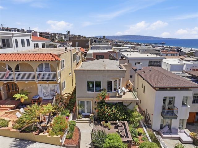 222 24th Street, Manhattan Beach, CA 90266