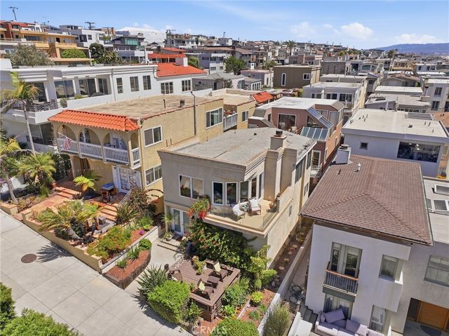222 24th Street, Manhattan Beach, CA 90266