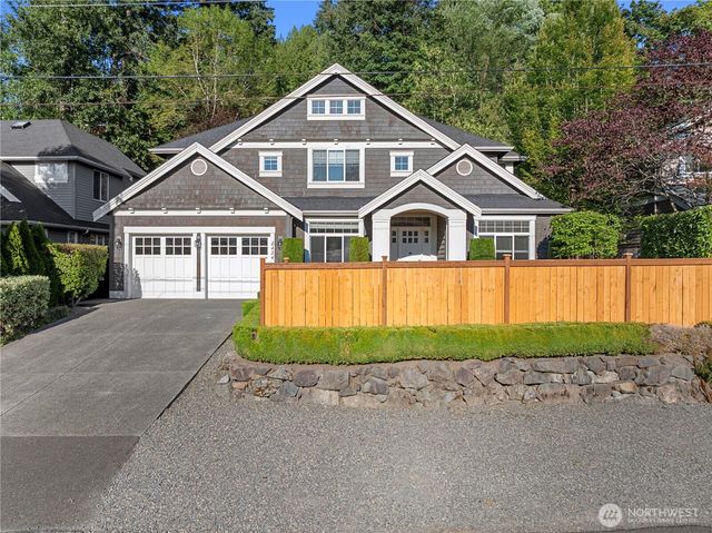 2424 108th Avenue NE, Bellevue, WA 98004