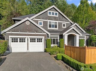 2424 108th Avenue NE, Bellevue, WA 98004