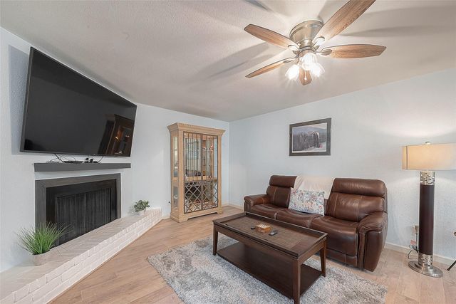 14515 Wunderlich Drive 610, Houston, TX 77069