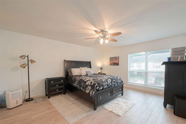 14515 Wunderlich Drive 610, Houston, TX 77069