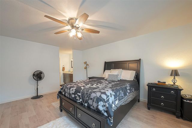 14515 Wunderlich Drive 610, Houston, TX 77069