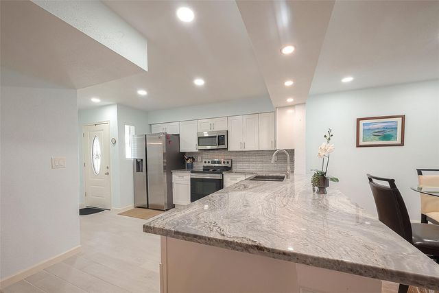 14515 Wunderlich Drive 610, Houston, TX 77069