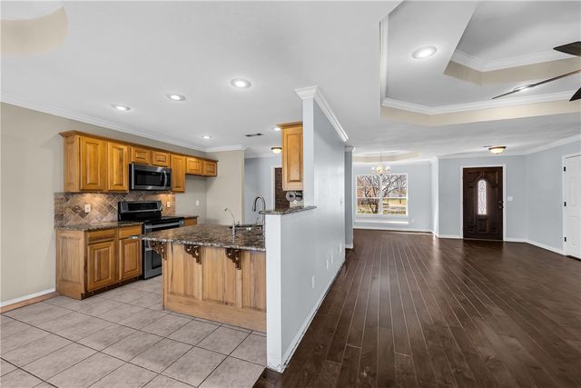 12032 Riviera Place, Farmington, AR 72730